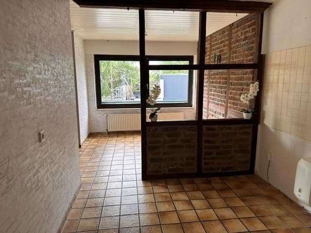 Pronájem bytu 3+1 82 m², Südstr. 8, Eschweiler, Severní Porýní-Vestfálsko Pronájem bytu 3+1 82 m², Südstr. 8, Eschweiler, Severní Porýní-Vestfálsko