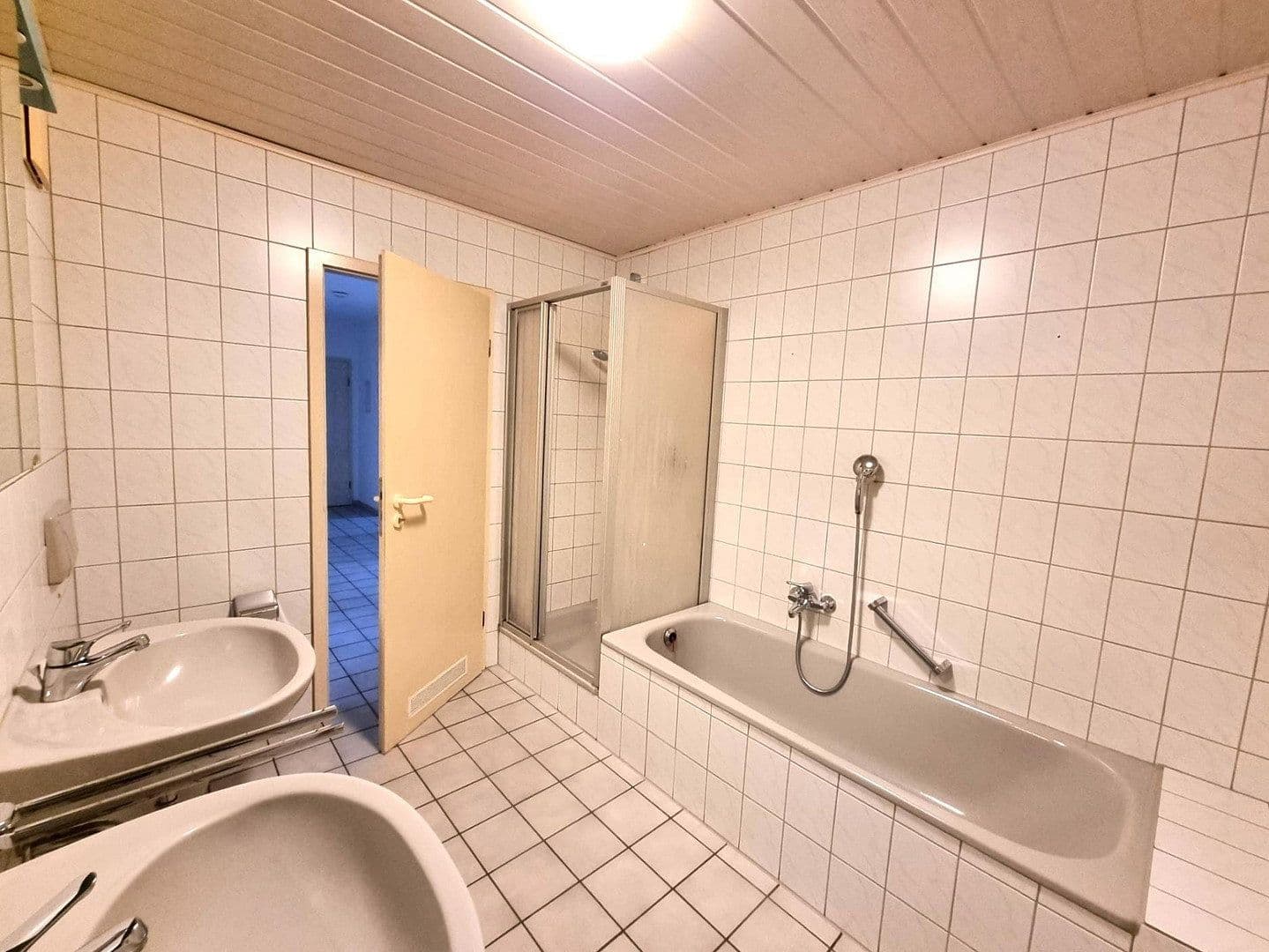 Prodej bytu 4+1 120 m², Leo-Löb-Straße 12a, Haßloch, Porýní-Falc Prodej bytu 4+1 120 m², Leo-Löb-Straße 12a, Haßloch, Porýní-Falc