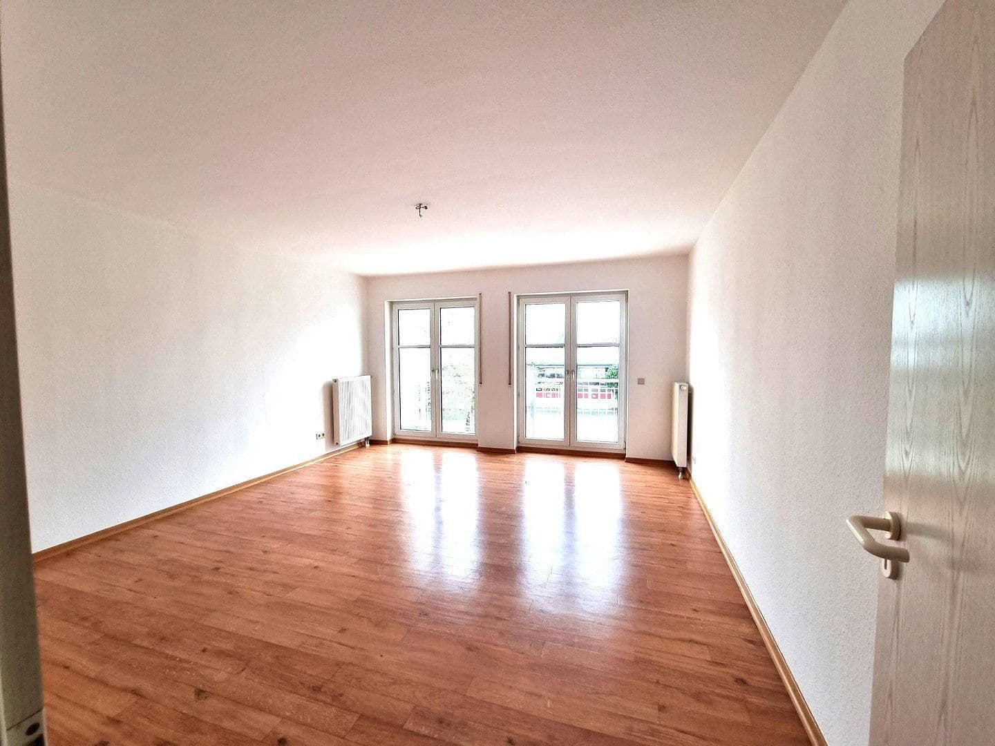 Prodej bytu 4+1 120 m², Leo-Löb-Straße 12a, Haßloch, Porýní-Falc Prodej bytu 4+1 120 m², Leo-Löb-Straße 12a, Haßloch, Porýní-Falc