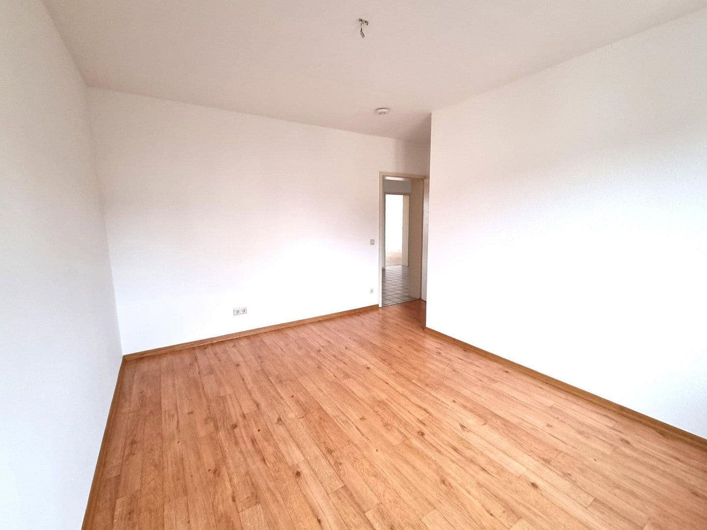 Prodej bytu 4+1 120 m², Leo-Löb-Straße 12a, Haßloch, Porýní-Falc Prodej bytu 4+1 120 m², Leo-Löb-Straße 12a, Haßloch, Porýní-Falc