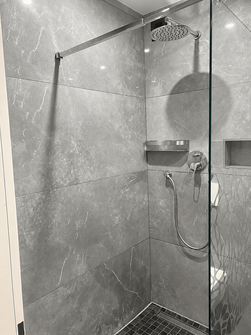 Prodej bytu 3+1 81 m², Leverkusen, Severní Porýní-Vestfálsko Prodej bytu 3+1 81 m², Leverkusen, Severní Porýní-Vestfálsko