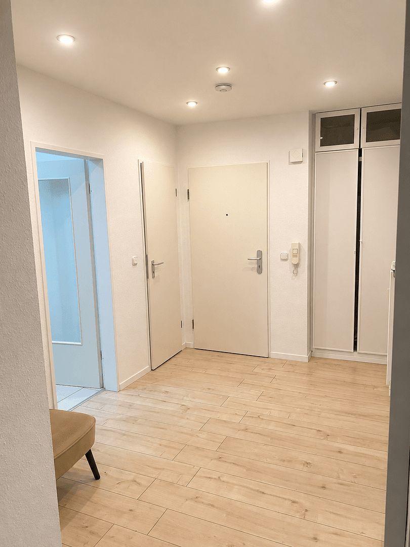 Prodej bytu 3+1 81 m², Leverkusen, Severní Porýní-Vestfálsko Prodej bytu 3+1 81 m², Leverkusen, Severní Porýní-Vestfálsko
