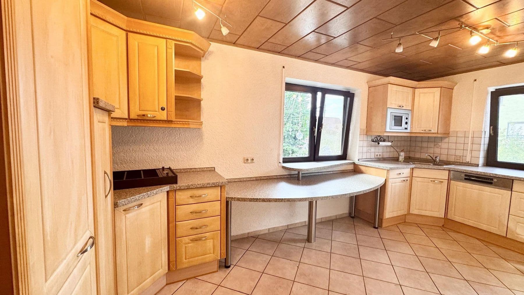 Pronájem bytu 3+1 93 m², Greifenklaustraße 10, Reckendorf, Bavorsko Pronájem bytu 3+1 93 m², Greifenklaustraße 10, Reckendorf, Bavorsko