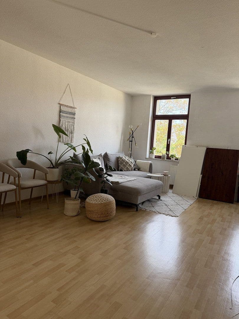 Pronájem bytu 2+1 73 m², Halle, Sasko-Anhaltsko Pronájem bytu 2+1 73 m², Halle, Sasko-Anhaltsko