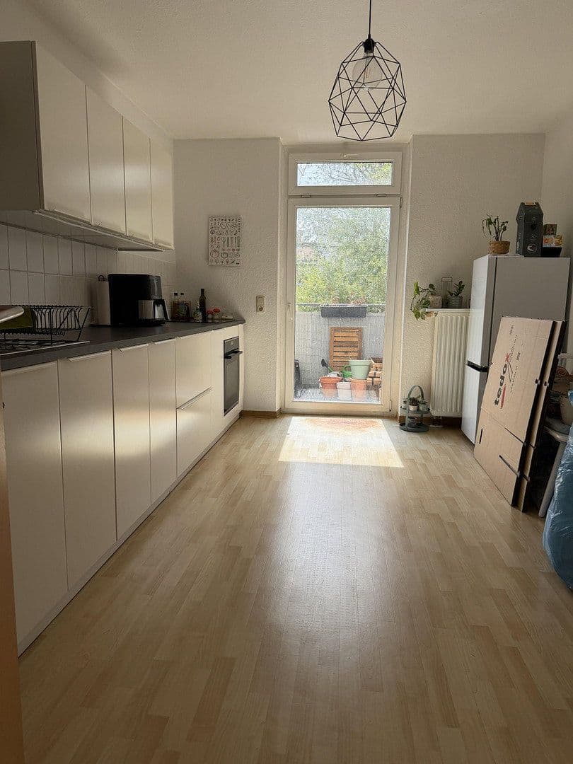 Pronájem bytu 2+1 73 m², Halle, Sasko-Anhaltsko Pronájem bytu 2+1 73 m², Halle, Sasko-Anhaltsko