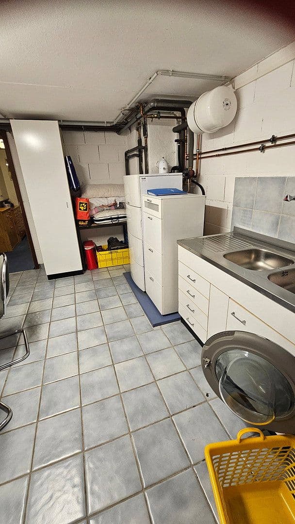 Prodej domu 133 m², pozemek 412 m², Baunatal, Hessen Prodej domu 133 m², pozemek 412 m², Baunatal, Hessen