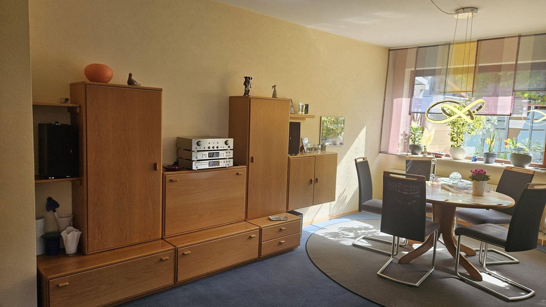 Prodej domu 133 m², pozemek 412 m², Baunatal, Hessen Prodej domu 133 m², pozemek 412 m², Baunatal, Hessen