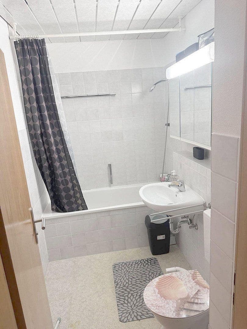 Pronájem bytu 3+1 68 m², Ulm, Bádensko-Württembersko Pronájem bytu 3+1 68 m², Ulm, Bádensko-Württembersko