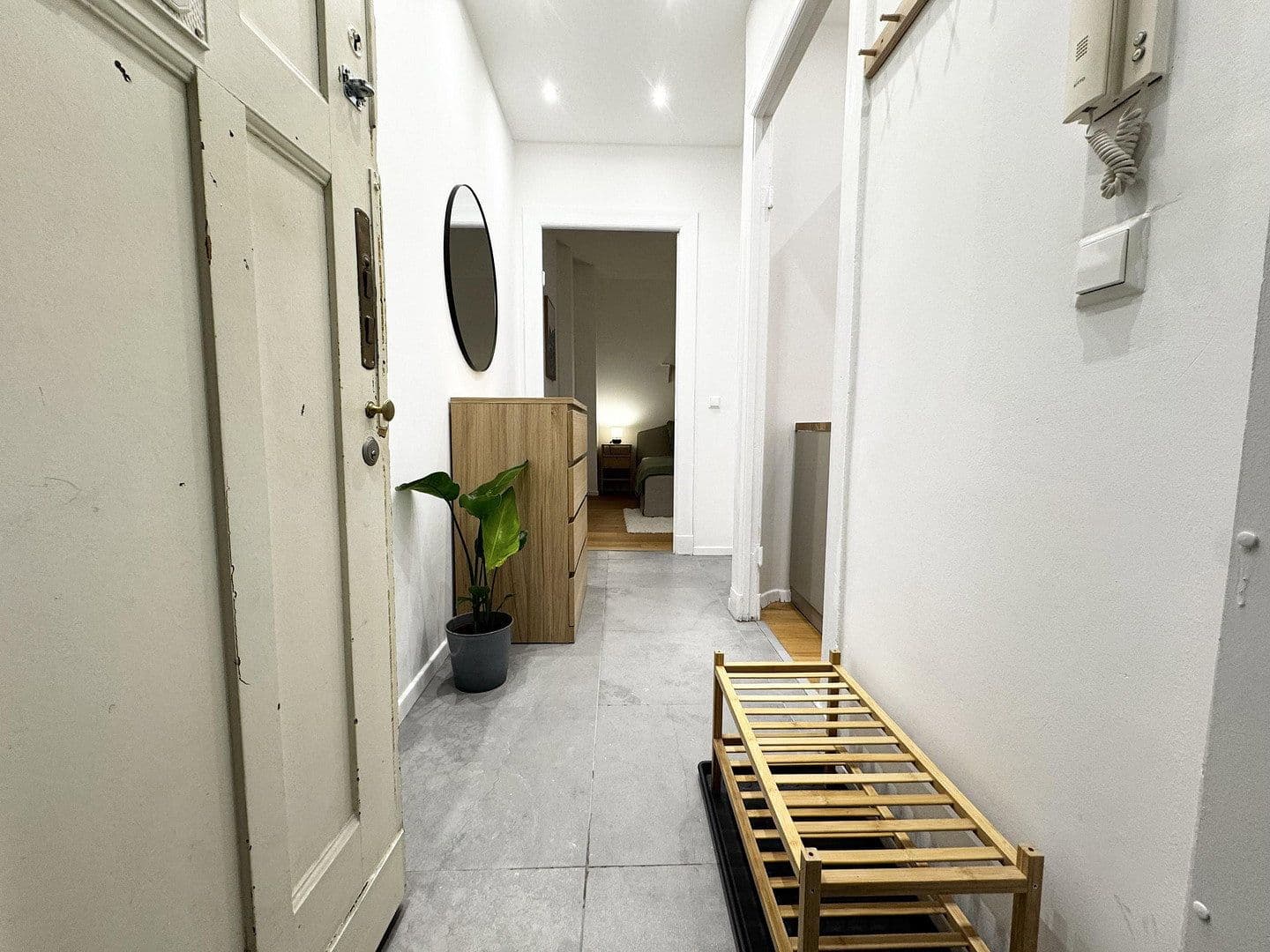 Pronájem bytu 1+1 32 m², Friedrich-Wilhelm-Str. 64, Berlin, Berlín Pronájem bytu 1+1 32 m², Friedrich-Wilhelm-Str. 64, Berlin, Berlín