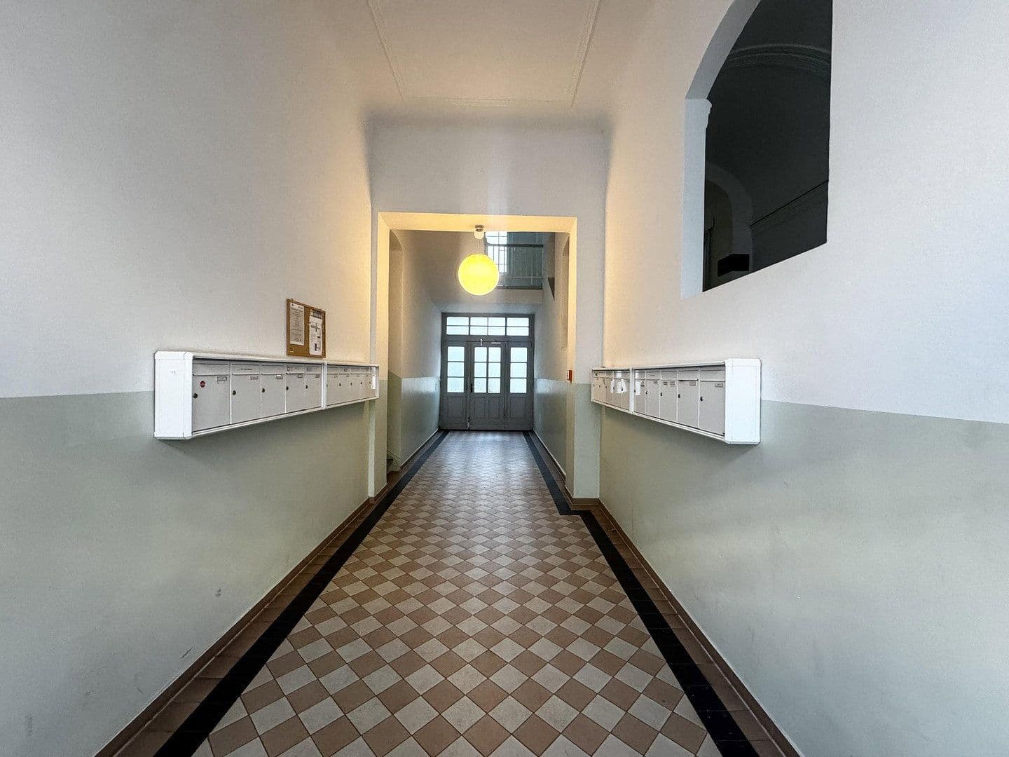 Pronájem bytu 1+1 32 m², Friedrich-Wilhelm-Str. 64, Berlin, Berlín Pronájem bytu 1+1 32 m², Friedrich-Wilhelm-Str. 64, Berlin, Berlín