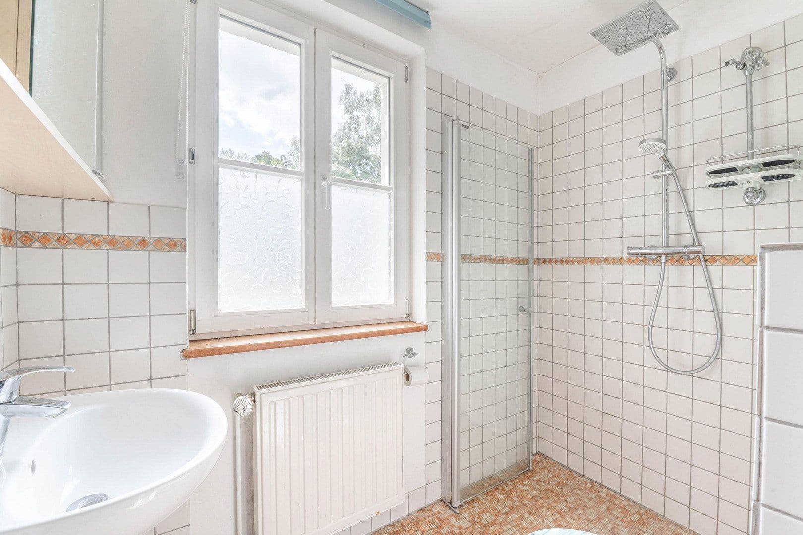 Prodej domu 92 m², pozemek 556 m², Kleinmachnow, Braniborsko Prodej domu 92 m², pozemek 556 m², Kleinmachnow, Braniborsko