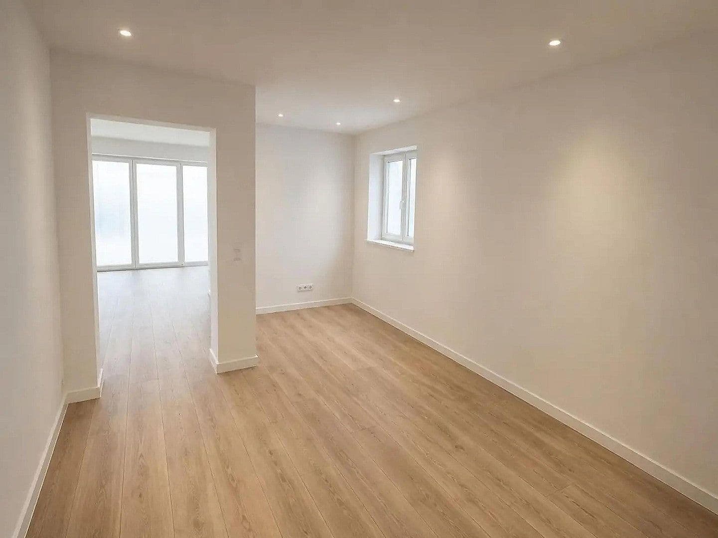 Pronájem bytu 3+1 93 m², Walter-Meindl-Siedlung 31, Rügland, Bavorsko Pronájem bytu 3+1 93 m², Walter-Meindl-Siedlung 31, Rügland, Bavorsko