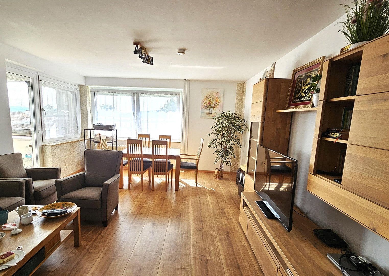 Prodej bytu 3+1 91 m², Ronnenberg, Dolní Sasko Prodej bytu 3+1 91 m², Ronnenberg, Dolní Sasko