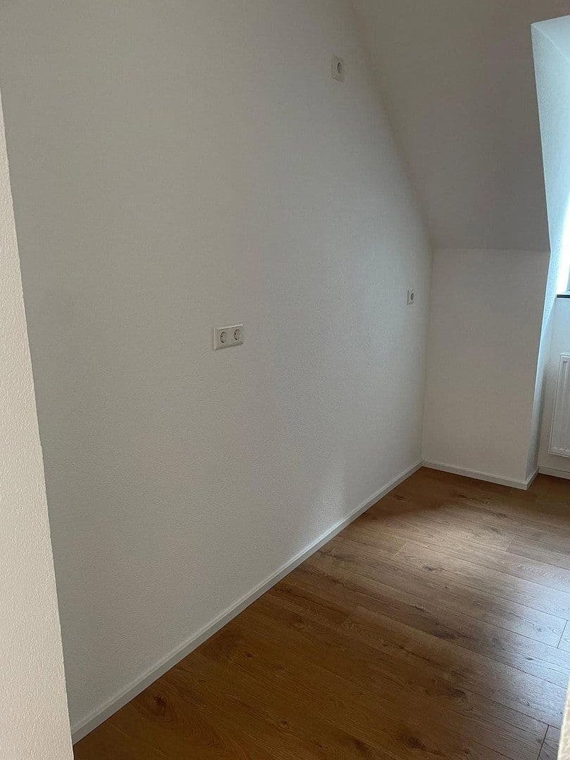Pronájem bytu 2+kk 75 m², Schwäbisch Gmünd, Bádensko-Württembersko Pronájem bytu 2+kk 75 m², Schwäbisch Gmünd, Bádensko-Württembersko
