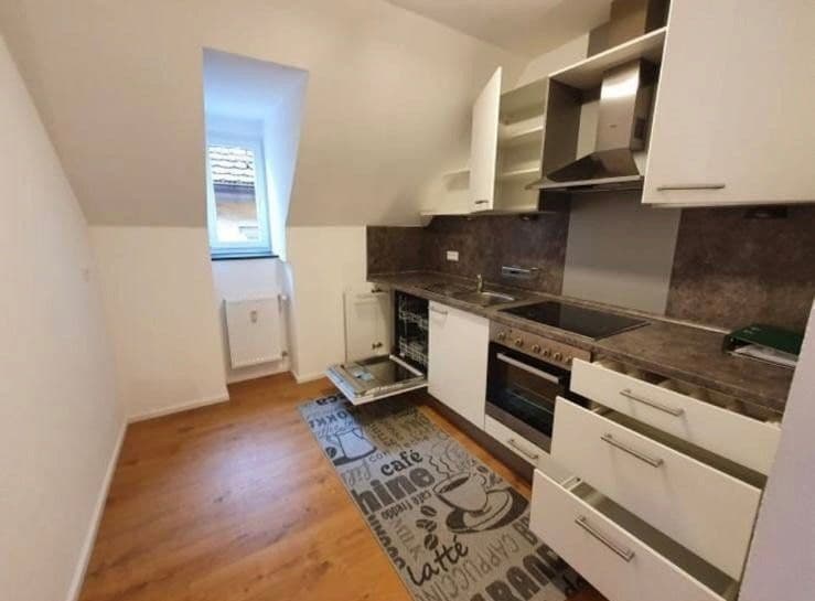 Pronájem bytu 2+kk 75 m², Schwäbisch Gmünd, Bádensko-Württembersko Pronájem bytu 2+kk 75 m², Schwäbisch Gmünd, Bádensko-Württembersko