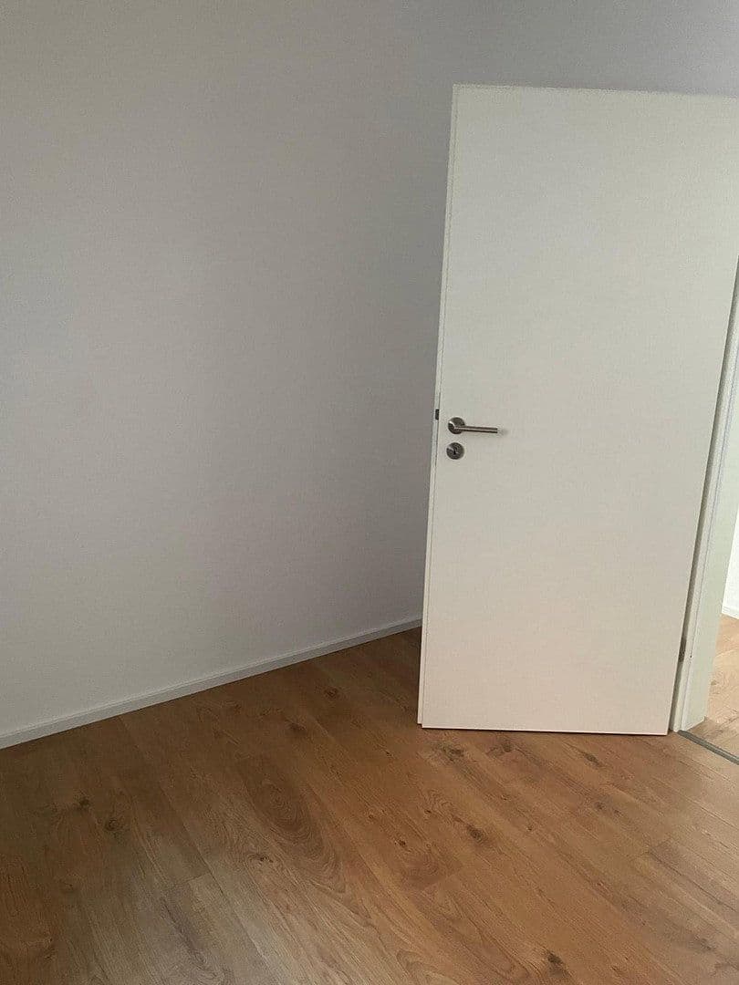 Pronájem bytu 2+kk 75 m², Schwäbisch Gmünd, Bádensko-Württembersko Pronájem bytu 2+kk 75 m², Schwäbisch Gmünd, Bádensko-Württembersko