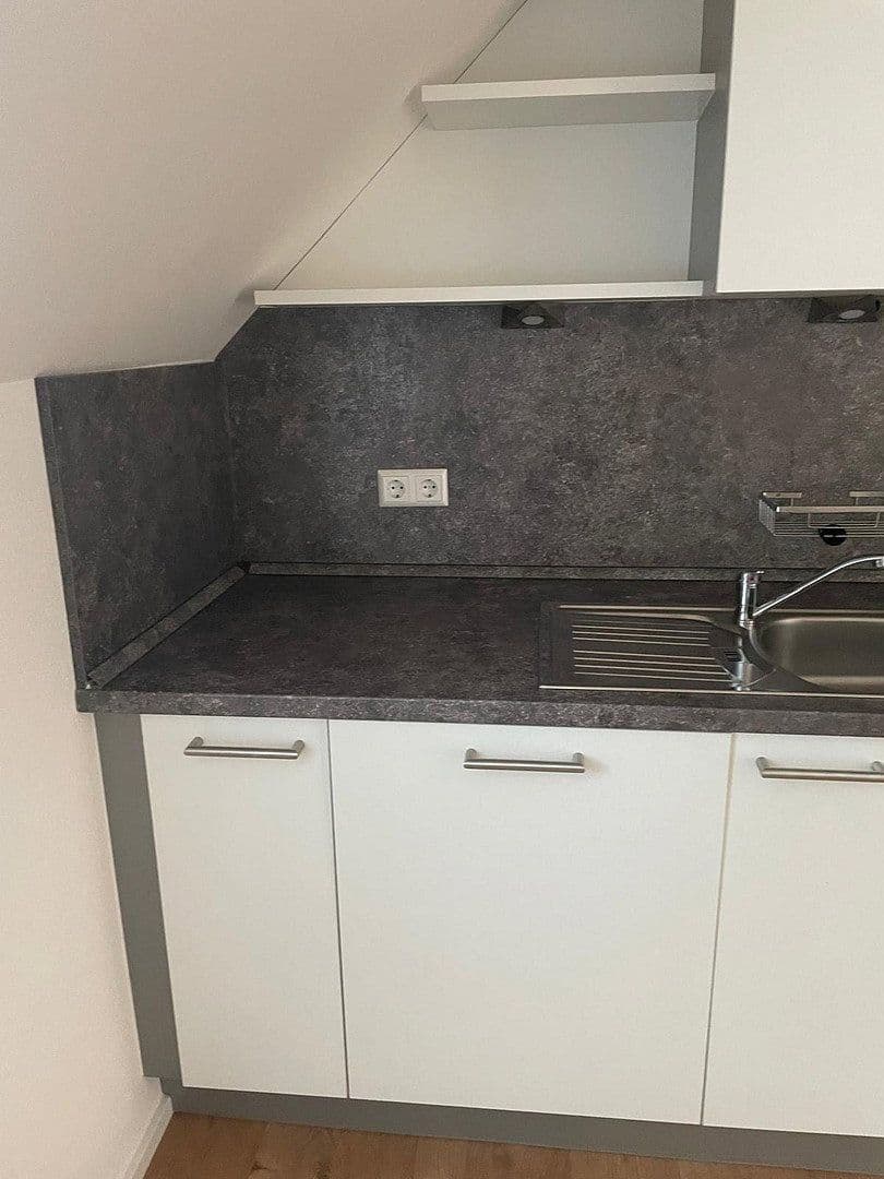 Pronájem bytu 2+kk 75 m², Schwäbisch Gmünd, Bádensko-Württembersko Pronájem bytu 2+kk 75 m², Schwäbisch Gmünd, Bádensko-Württembersko