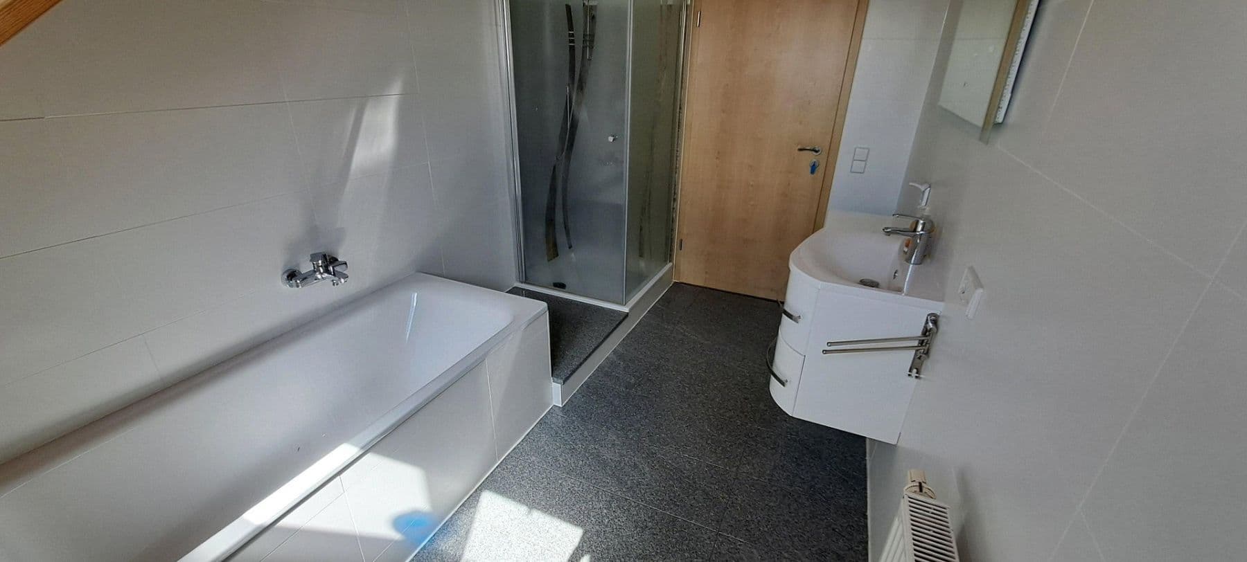 Pronájem bytu 3+1 120 m², Birenbach, Bádensko-Württembersko Pronájem bytu 3+1 120 m², Birenbach, Bádensko-Württembersko