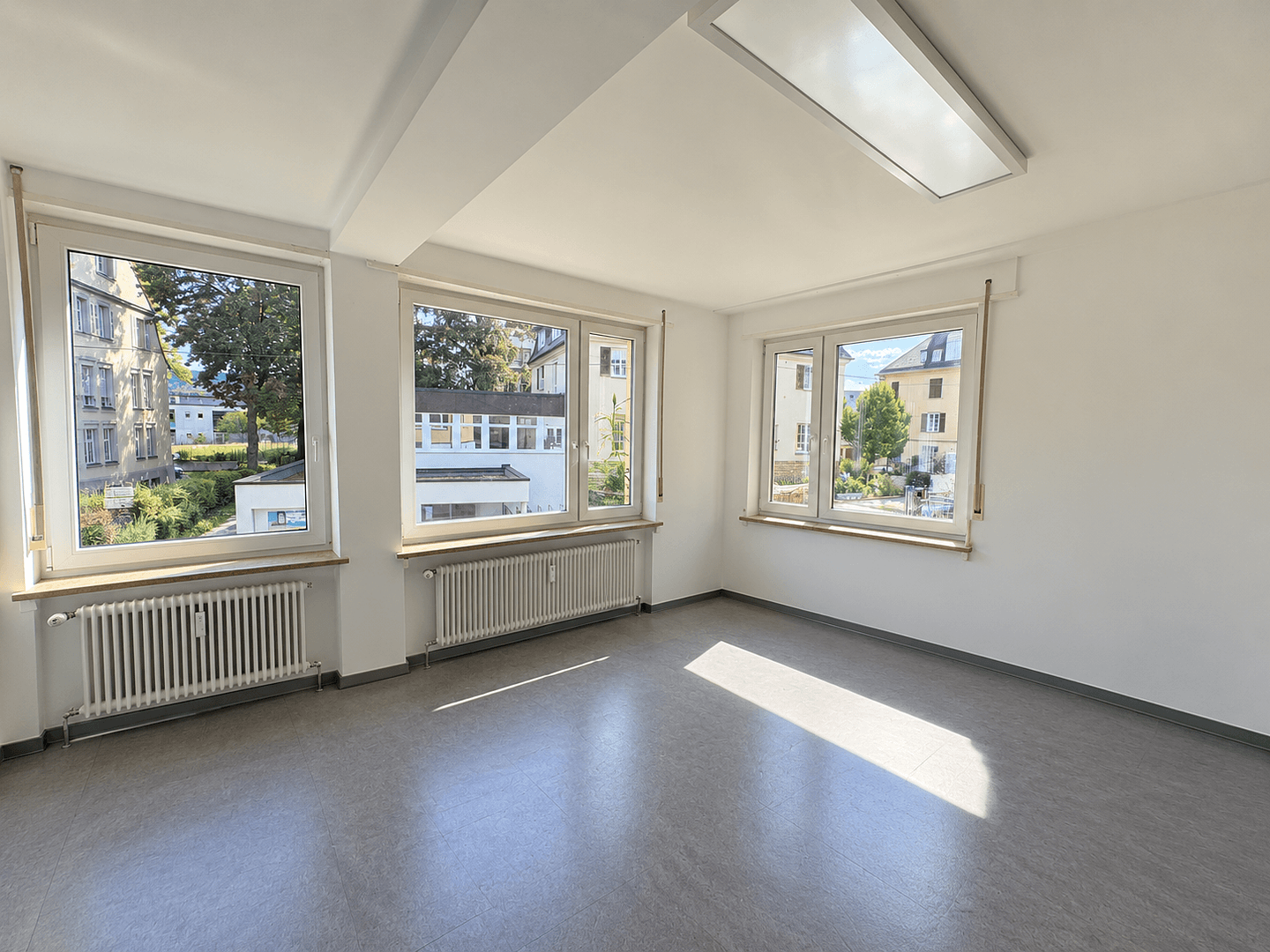 Pronájem bytu 13 m², Herdweg 35, Stuttgart, Bádensko-Württembersko Pronájem bytu 13 m², Herdweg 35, Stuttgart, Bádensko-Württembersko
