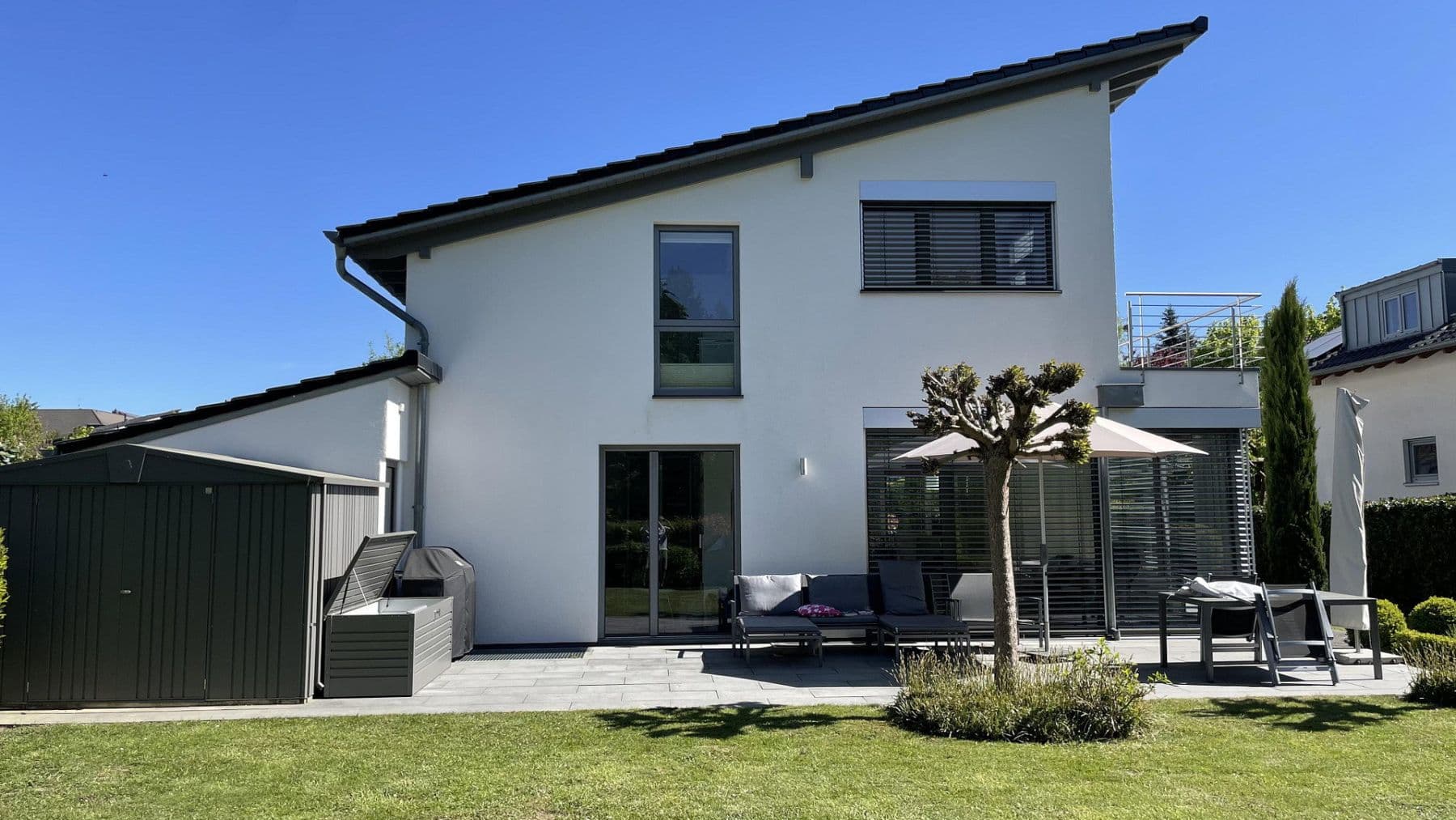 Prodej domu 274 m², pozemek 702 m², Königswinter, Severní Porýní-Vestfálsko Prodej domu 274 m², pozemek 702 m², Königswinter, Severní Porýní-Vestfálsko