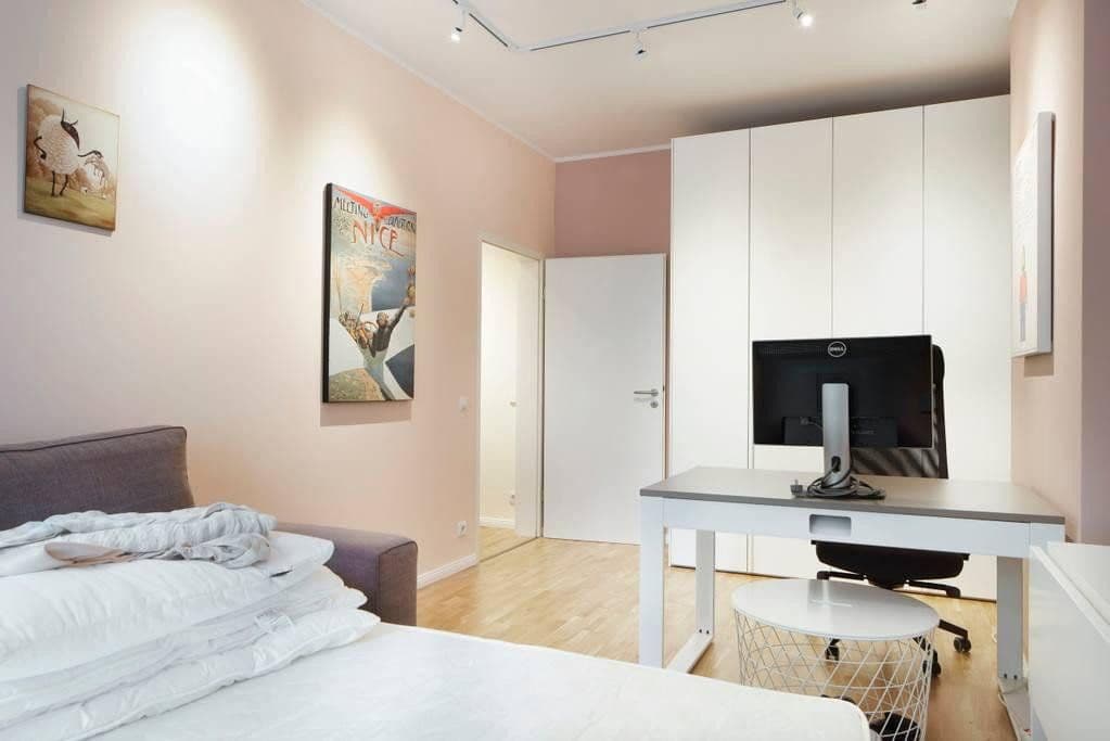 Prodej bytu 3+1 102 m², Metzer Straße 25, Berlin, Berlín Prodej bytu 3+1 102 m², Metzer Straße 25, Berlin, Berlín