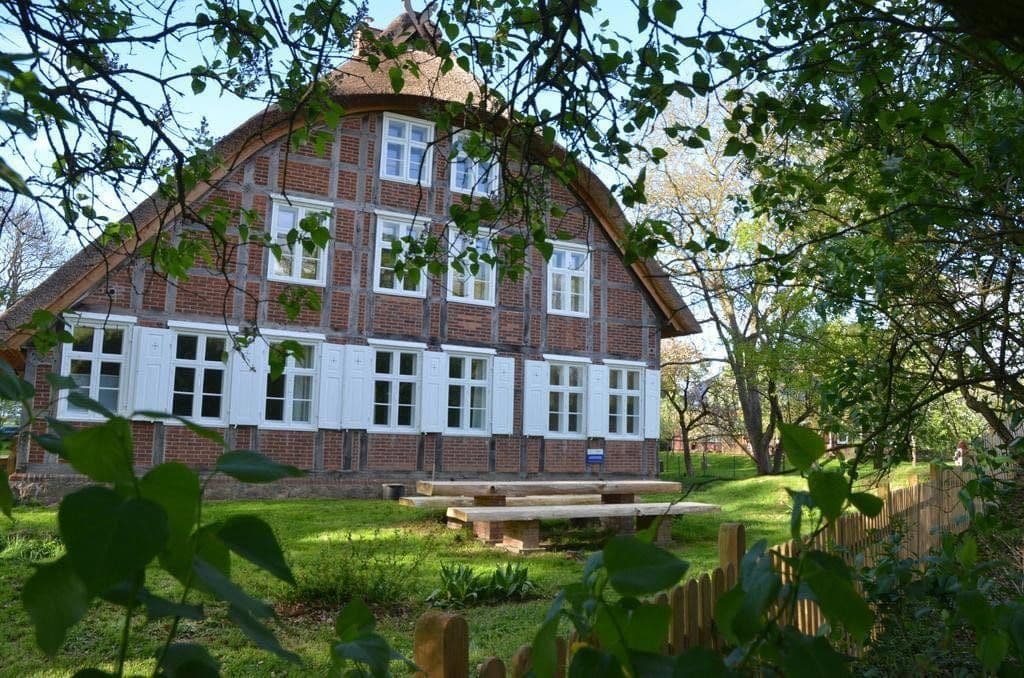 Prodej domu 189 m², pozemek 8.000 m², Lenzen (Elbe), Braniborsko Prodej domu 189 m², pozemek 8.000 m², Lenzen (Elbe), Braniborsko