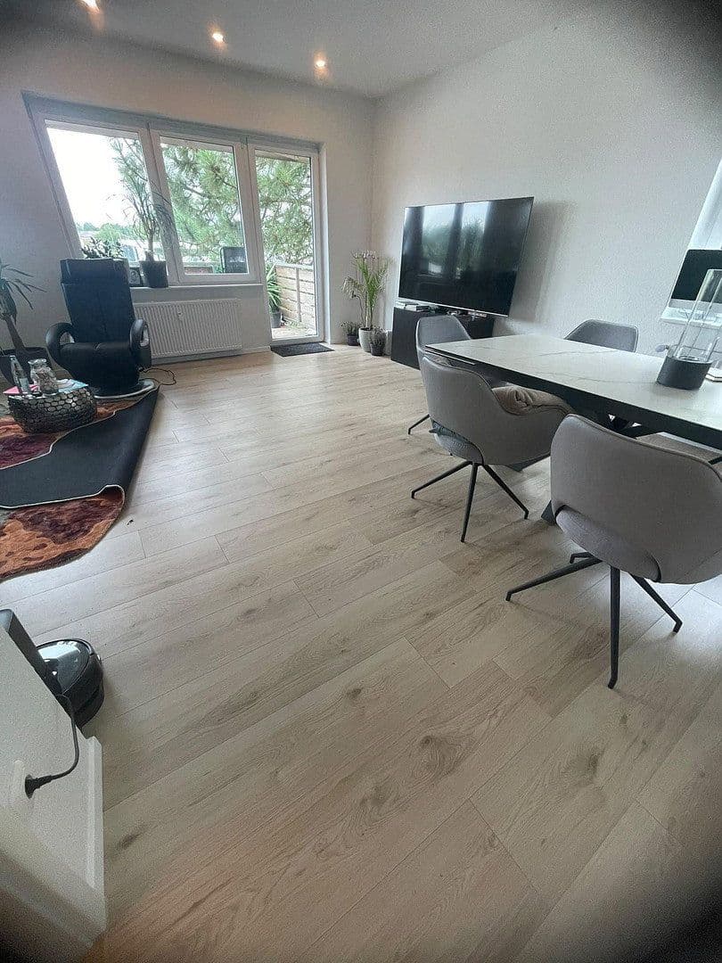 Pronájem bytu 4+1 120 m², An der Junkerei 3, Wilhelmshaven, Dolní Sasko Pronájem bytu 4+1 120 m², An der Junkerei 3, Wilhelmshaven, Dolní Sasko