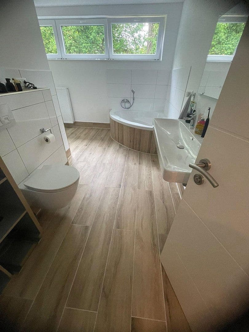 Pronájem bytu 4+1 120 m², An der Junkerei 3, Wilhelmshaven, Dolní Sasko Pronájem bytu 4+1 120 m², An der Junkerei 3, Wilhelmshaven, Dolní Sasko