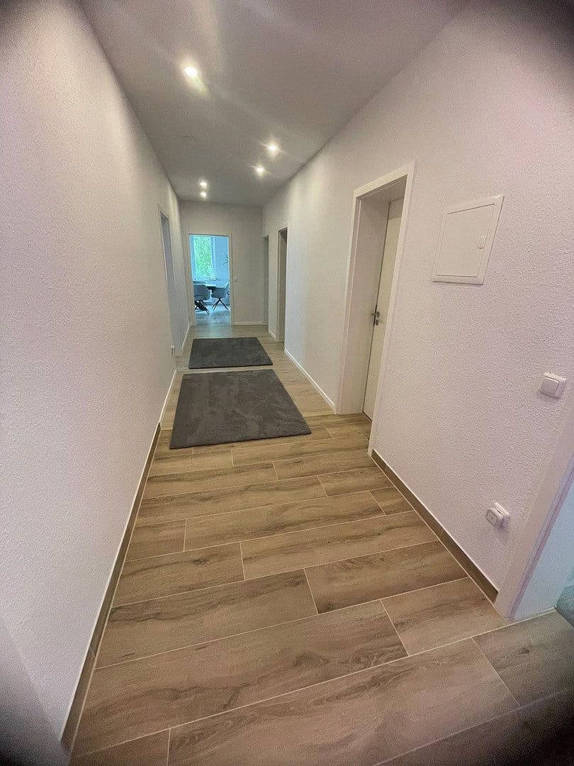 Pronájem bytu 4+1 120 m², An der Junkerei 3, Wilhelmshaven, Dolní Sasko Pronájem bytu 4+1 120 m², An der Junkerei 3, Wilhelmshaven, Dolní Sasko