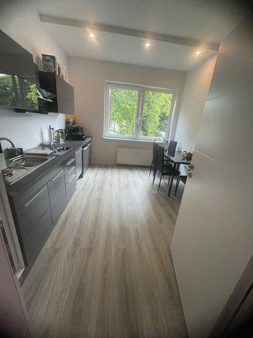 Pronájem bytu 4+1 120 m², An der Junkerei 3, Wilhelmshaven, Dolní Sasko Pronájem bytu 4+1 120 m², An der Junkerei 3, Wilhelmshaven, Dolní Sasko
