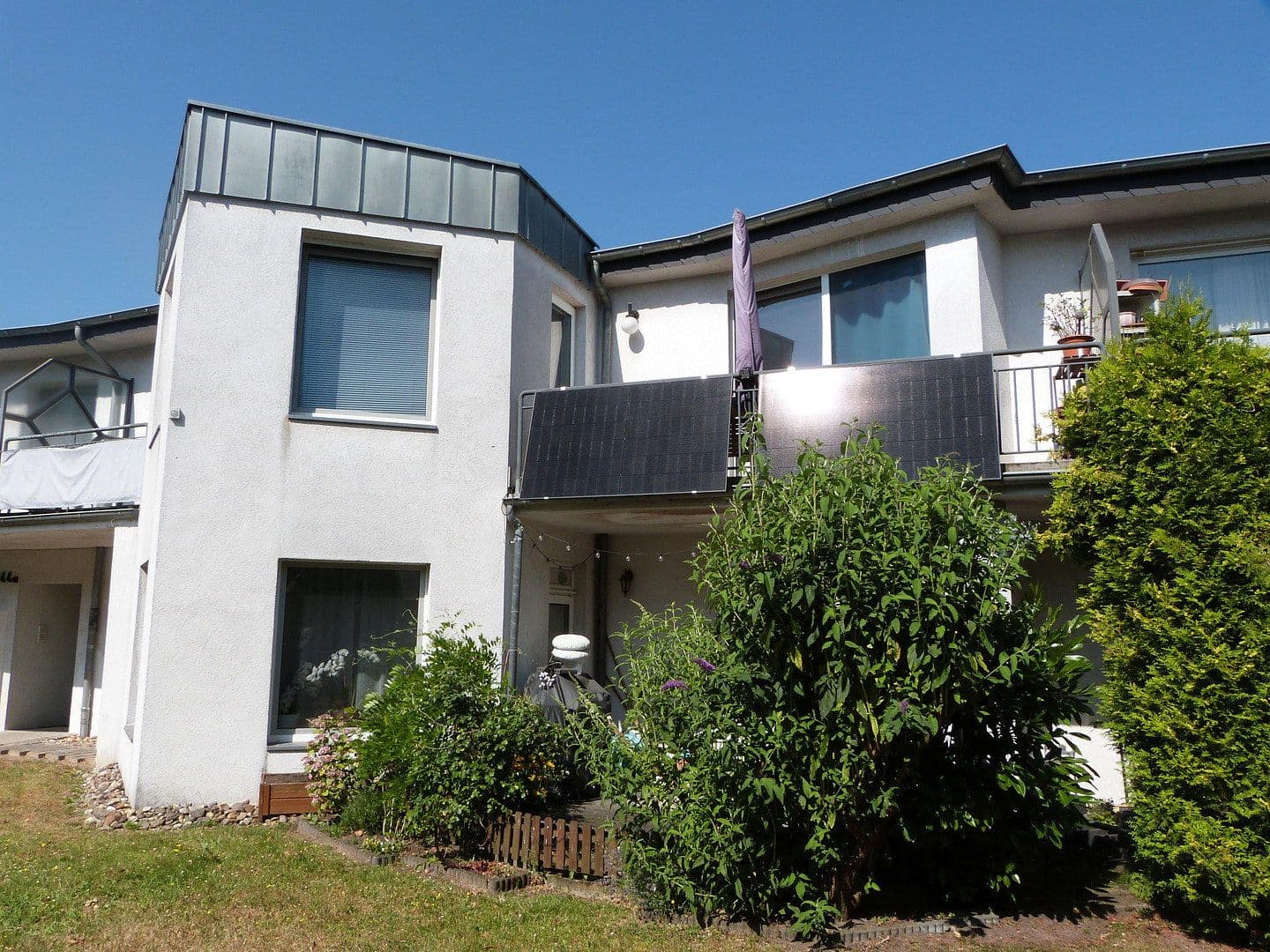 Pronájem bytu 3+1 85 m², Jülicher Landtsrasse 144a, Neuss, Severní Porýní-Vestfálsko Pronájem bytu 3+1 85 m², Jülicher Landtsrasse 144a, Neuss, Severní Porýní-Vestfálsko