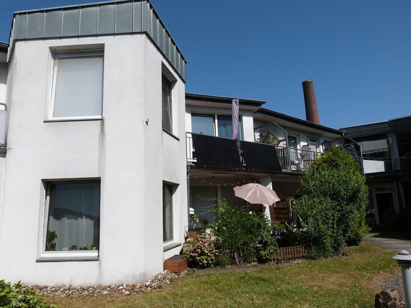 Pronájem bytu 3+1 85 m², Jülicher Landtsrasse 144a, Neuss, Severní Porýní-Vestfálsko Pronájem bytu 3+1 85 m², Jülicher Landtsrasse 144a, Neuss, Severní Porýní-Vestfálsko