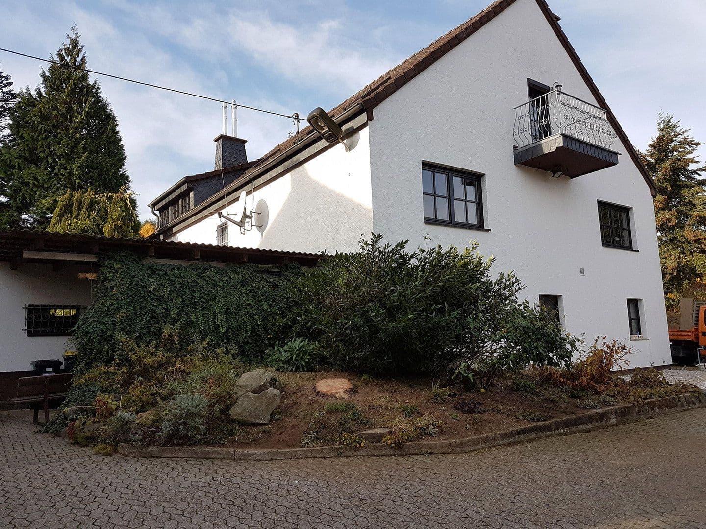 Prodej domu 280 m², pozemek 25.000 m², Busenhausen, Porýní-Falc Prodej domu 280 m², pozemek 25.000 m², Busenhausen, Porýní-Falc