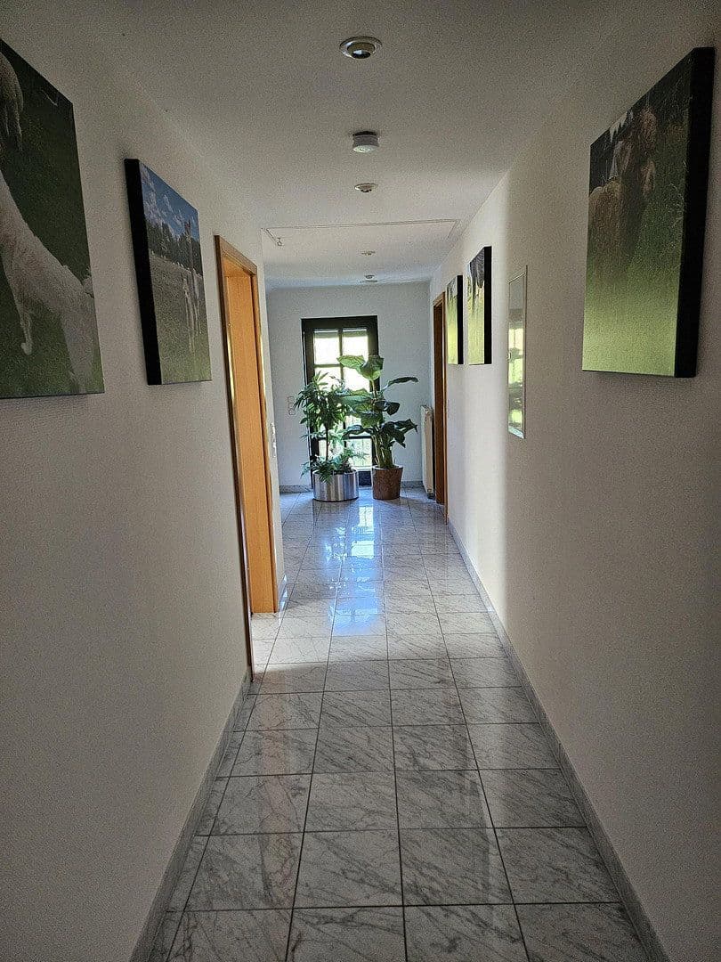 Prodej domu 280 m², pozemek 25.000 m², Busenhausen, Porýní-Falc Prodej domu 280 m², pozemek 25.000 m², Busenhausen, Porýní-Falc