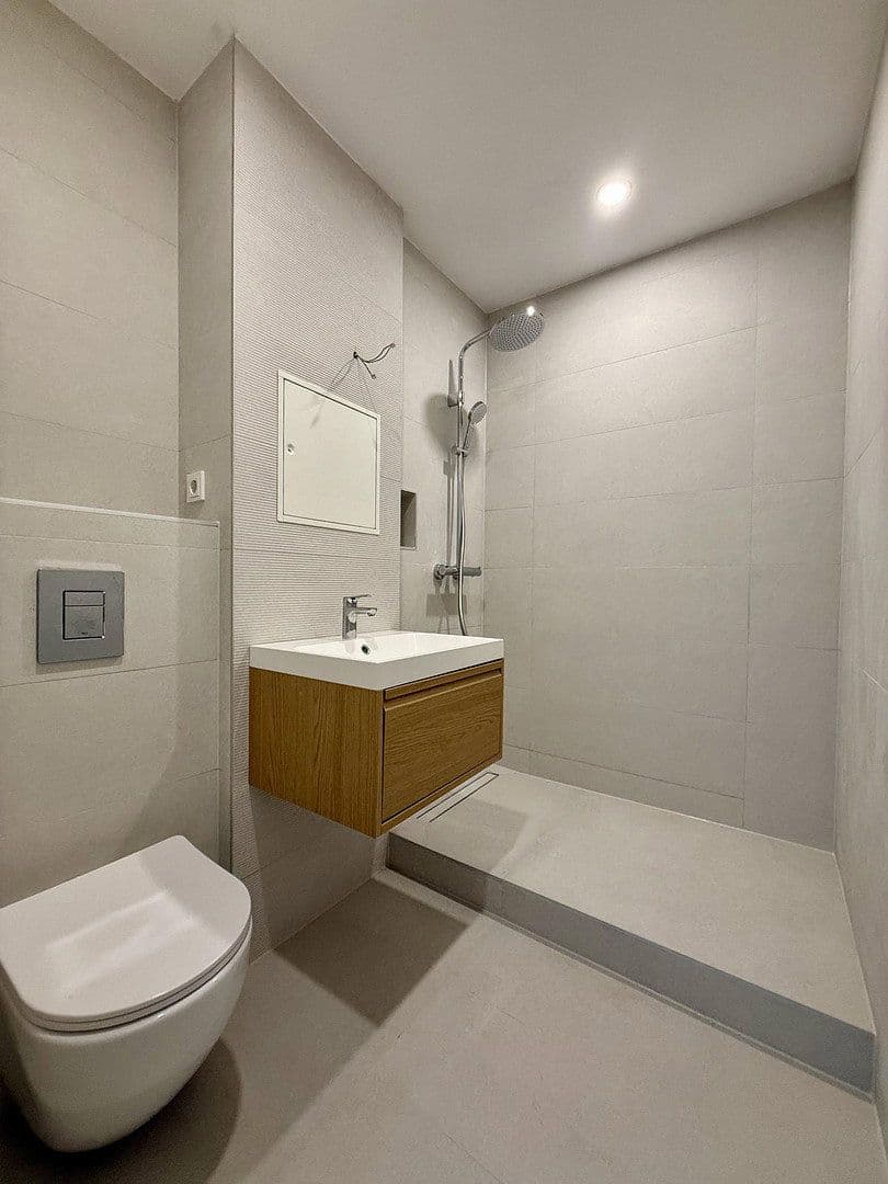 Prodej bytu 3+1 57 m², Frankfurt (Oder), Braniborsko Prodej bytu 3+1 57 m², Frankfurt (Oder), Braniborsko