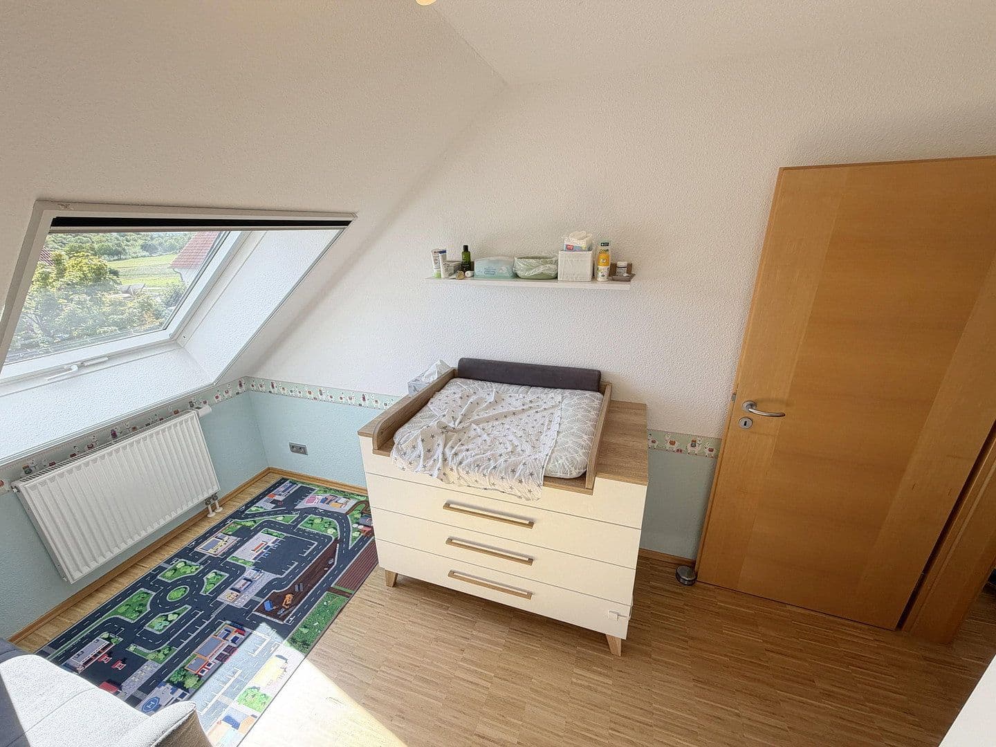 Prodej bytu 3+kk 95 m², Hermann-Hesse-Straße 36, Nufringen, Bádensko-Württembersko Prodej bytu 3+kk 95 m², Hermann-Hesse-Straße 36, Nufringen, Bádensko-Württembersko