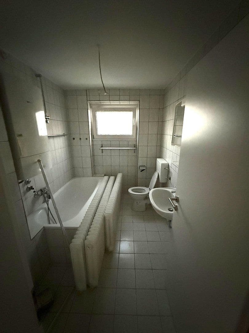 Pronájem bytu 3+1 85 m², Bendorf, Porýní-Falc Pronájem bytu 3+1 85 m², Bendorf, Porýní-Falc