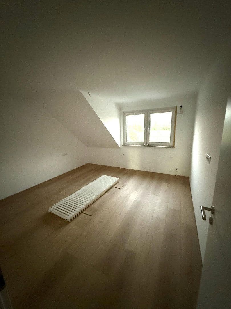 Pronájem bytu 3+1 85 m², Bendorf, Porýní-Falc Pronájem bytu 3+1 85 m², Bendorf, Porýní-Falc