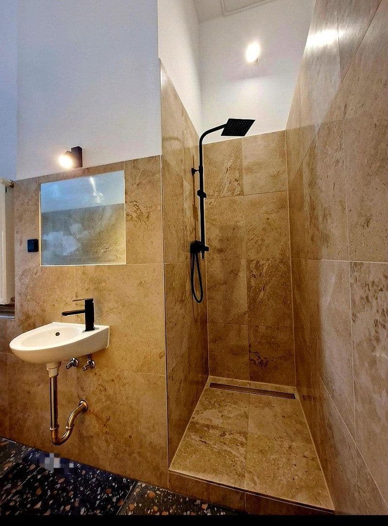 Prodej bytu 4+1 85 m², Wilhelmstadt Spandau Berlin, Berlín Prodej bytu 4+1 85 m², Wilhelmstadt Spandau Berlin, Berlín