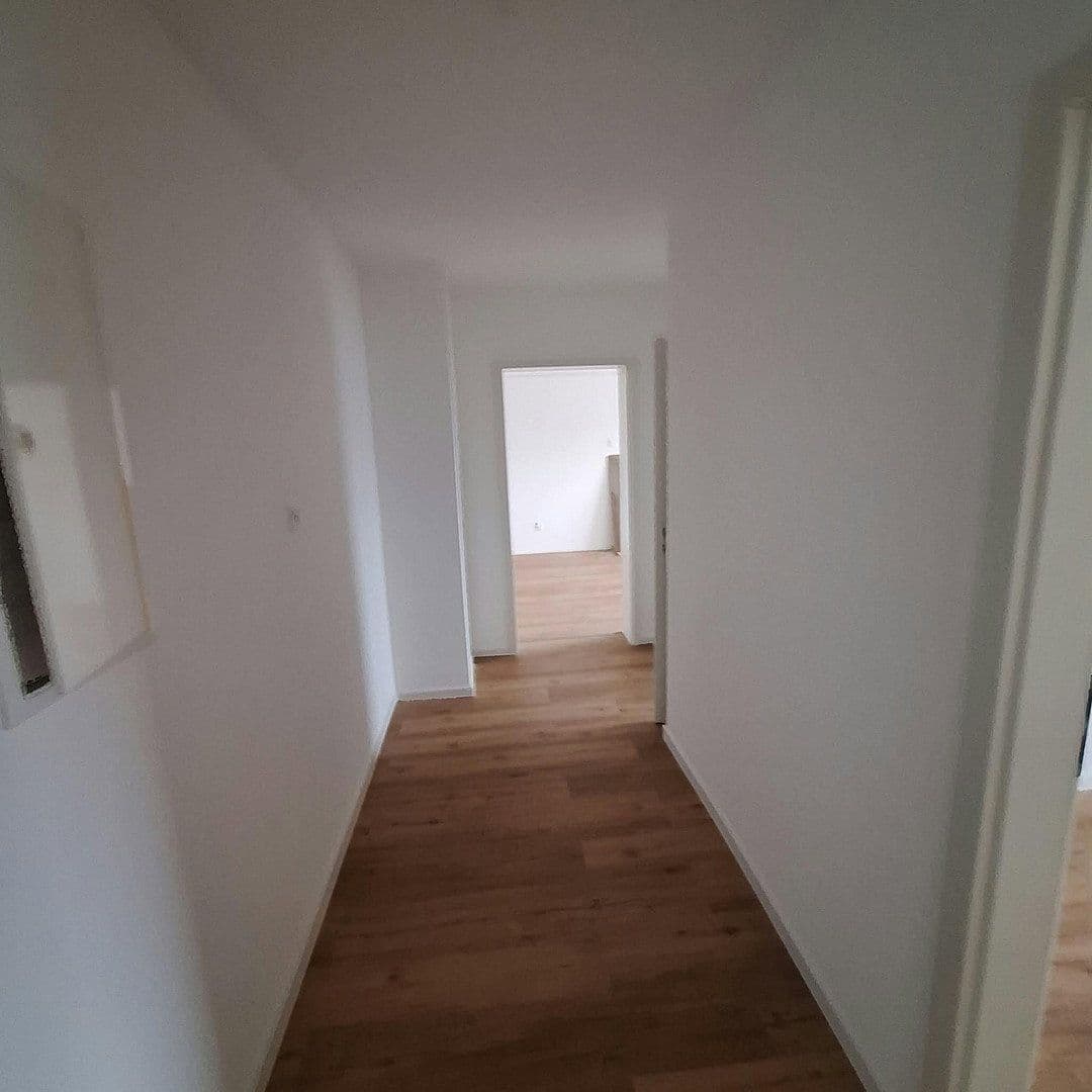 Pronájem bytu 2+1 61 m², Jägerndorfer Straße 14, Ketsch, Bádensko-Württembersko Pronájem bytu 2+1 61 m², Jägerndorfer Straße 14, Ketsch, Bádensko-Württembersko