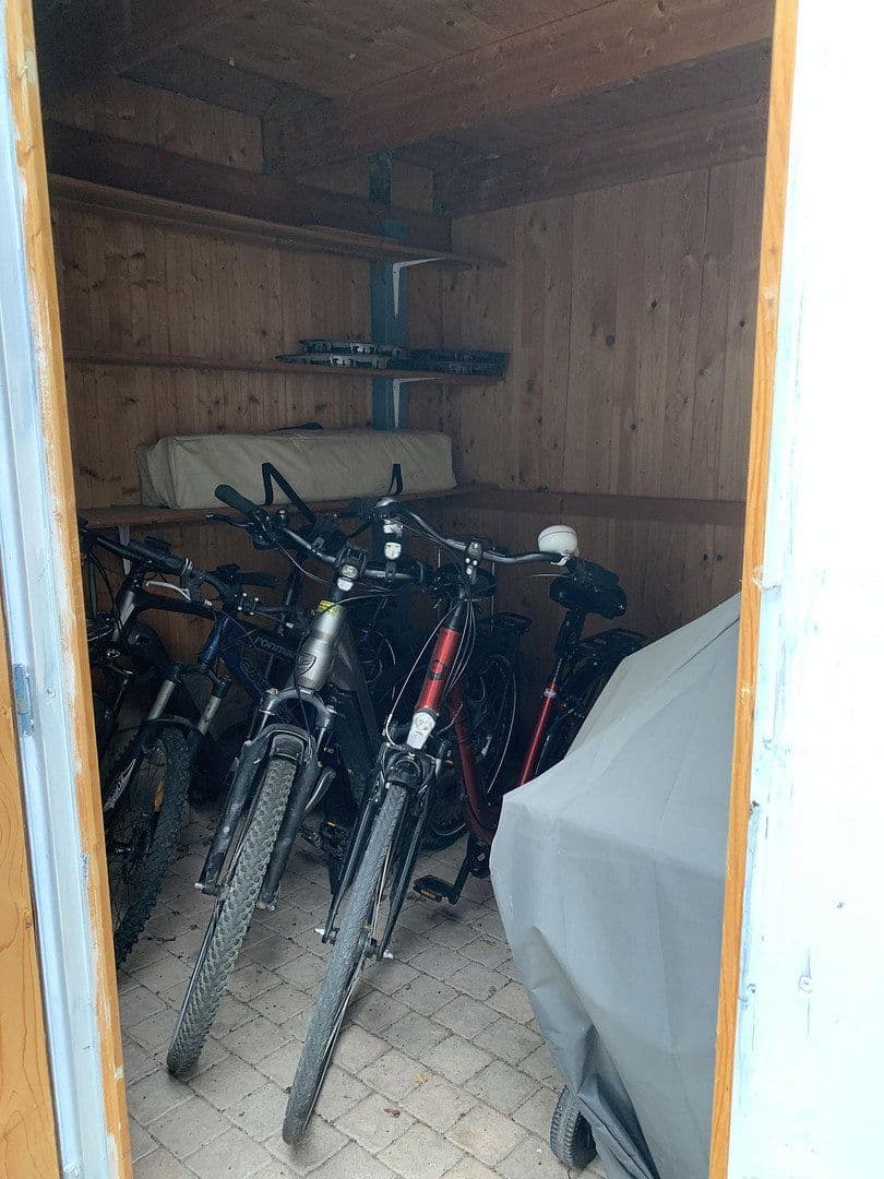 Prodej domu 145 m², pozemek 654 m², Straubenhardt, Bádensko-Württembersko Prodej domu 145 m², pozemek 654 m², Straubenhardt, Bádensko-Württembersko