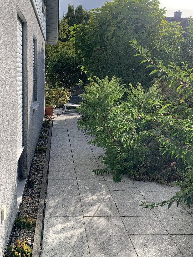 Prodej domu 145 m², pozemek 654 m², Straubenhardt, Bádensko-Württembersko Prodej domu 145 m², pozemek 654 m², Straubenhardt, Bádensko-Württembersko