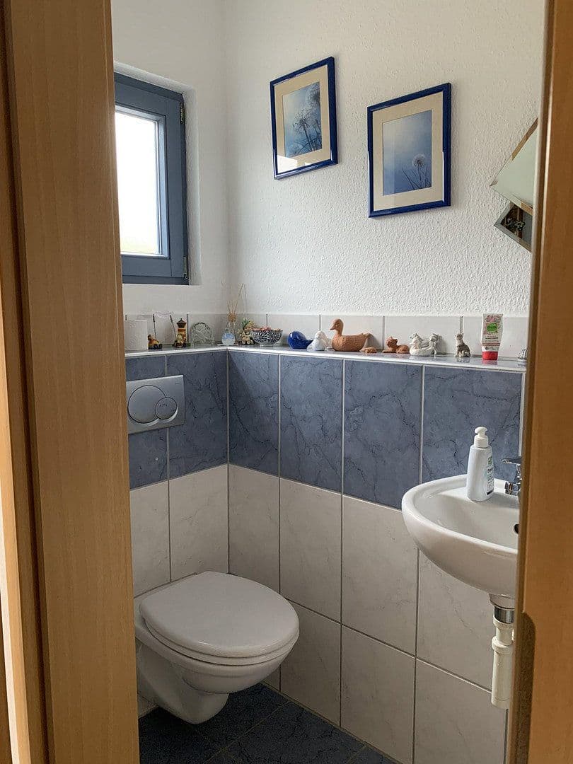 Prodej domu 145 m², pozemek 654 m², Straubenhardt, Bádensko-Württembersko Prodej domu 145 m², pozemek 654 m², Straubenhardt, Bádensko-Württembersko