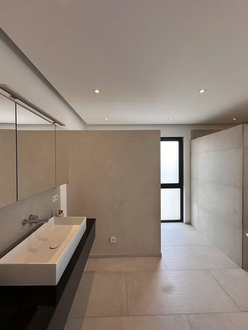 Prodej domu 200 m², pozemek 455 m², Steinfeld (Pfalz), Porýní-Falc Prodej domu 200 m², pozemek 455 m², Steinfeld (Pfalz), Porýní-Falc