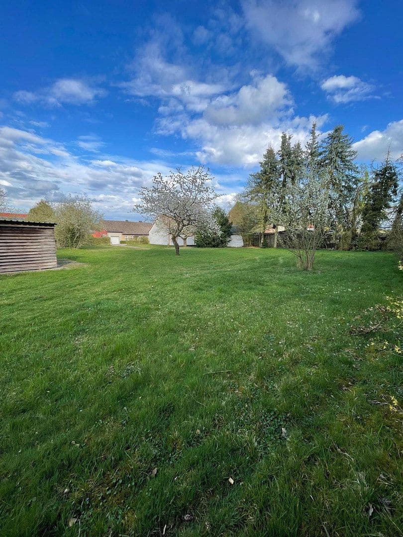 Prodej domu 198 m², pozemek 3.382 m², Kalbe (Milde), Sasko-Anhaltsko Prodej domu 198 m², pozemek 3.382 m², Kalbe (Milde), Sasko-Anhaltsko