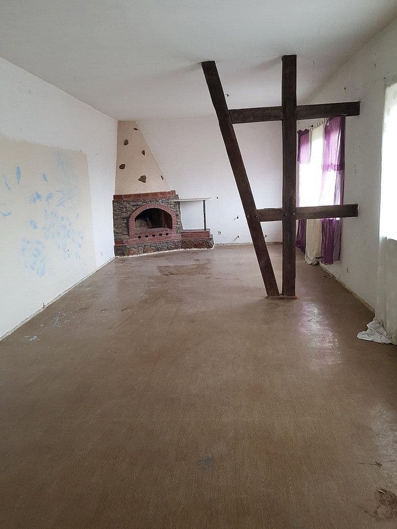 Prodej domu 198 m², pozemek 3.382 m², Kalbe (Milde), Sasko-Anhaltsko Prodej domu 198 m², pozemek 3.382 m², Kalbe (Milde), Sasko-Anhaltsko