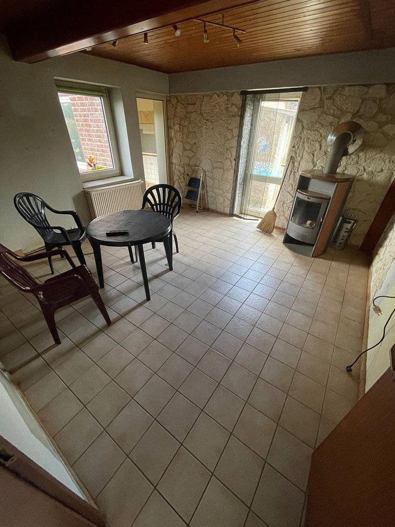 Prodej domu 198 m², pozemek 3.382 m², Kalbe (Milde), Sasko-Anhaltsko Prodej domu 198 m², pozemek 3.382 m², Kalbe (Milde), Sasko-Anhaltsko