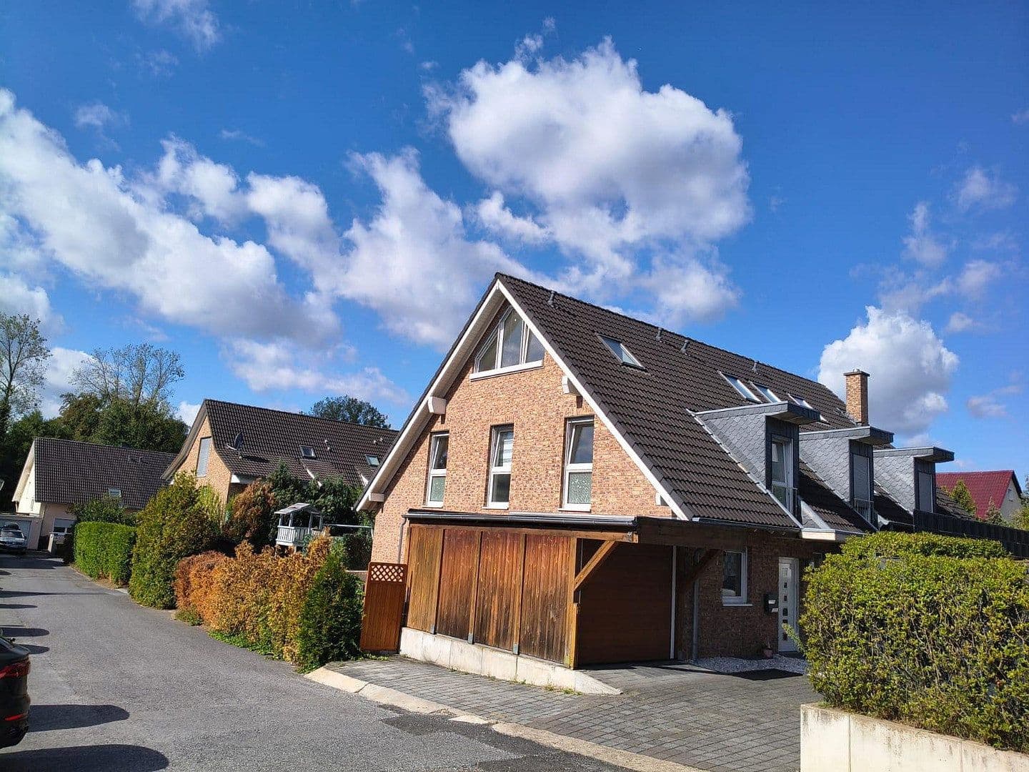 Prodej domu 140 m², pozemek 289 m², Ginsterweg 5, Erkrath, Severní Porýní-Vestfálsko Prodej domu 140 m², pozemek 289 m², Ginsterweg 5, Erkrath, Severní Porýní-Vestfálsko