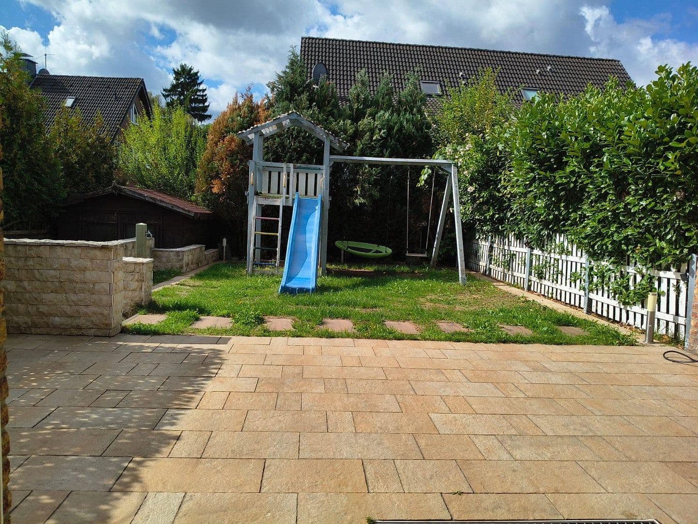 Prodej domu 140 m², pozemek 289 m², Ginsterweg 5, Erkrath, Severní Porýní-Vestfálsko Prodej domu 140 m², pozemek 289 m², Ginsterweg 5, Erkrath, Severní Porýní-Vestfálsko