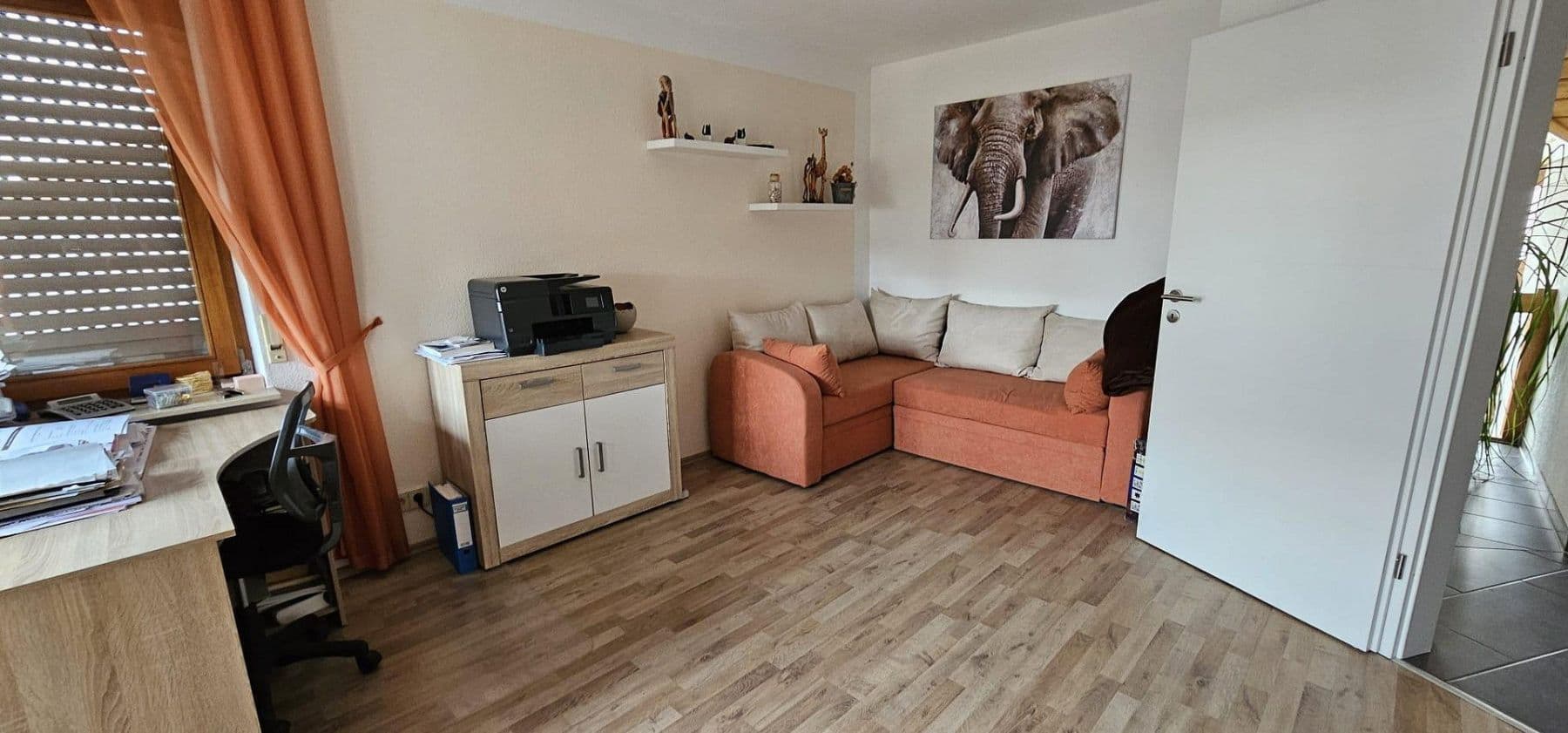 Prodej domu 270 m², pozemek 690 m², Oedheim, Bádensko-Württembersko Prodej domu 270 m², pozemek 690 m², Oedheim, Bádensko-Württembersko